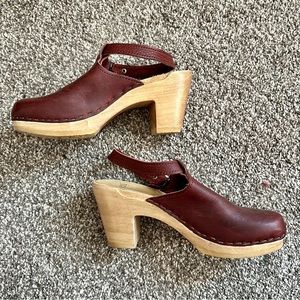 Sven Halter Top Clogs in Leather Nu Buc Maroon Mahogany size 37 / 6.5